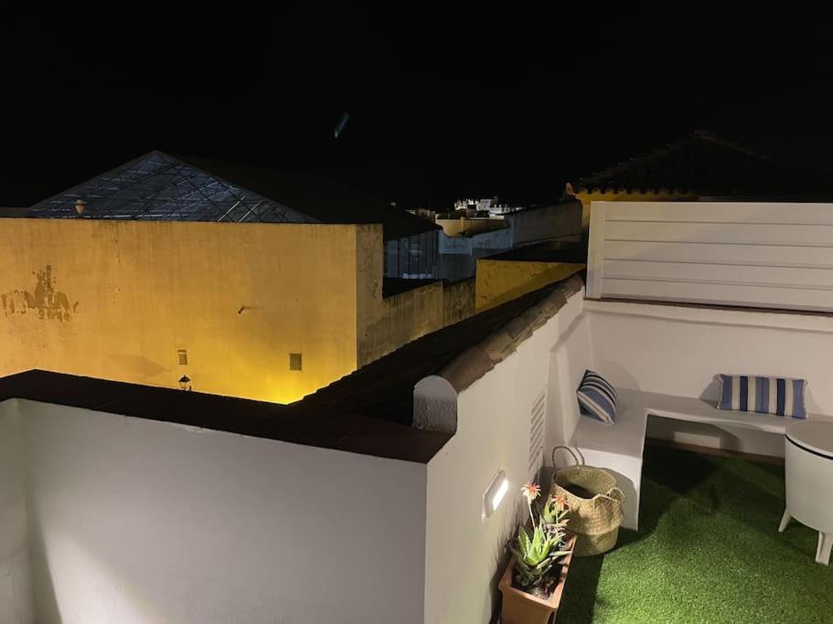Villa Casa Lola Conil, Azotea Al Mar Y Parking Solo Familias O Parejas Conil De La Frontera Esterno foto